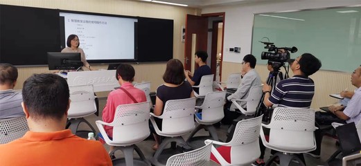 教育技術中心 以信息技術服務教學，構建高效教育信息服務體系